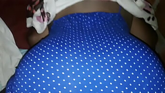 This Amateur Wife Shows Off Her Big Booty In Homemade Video